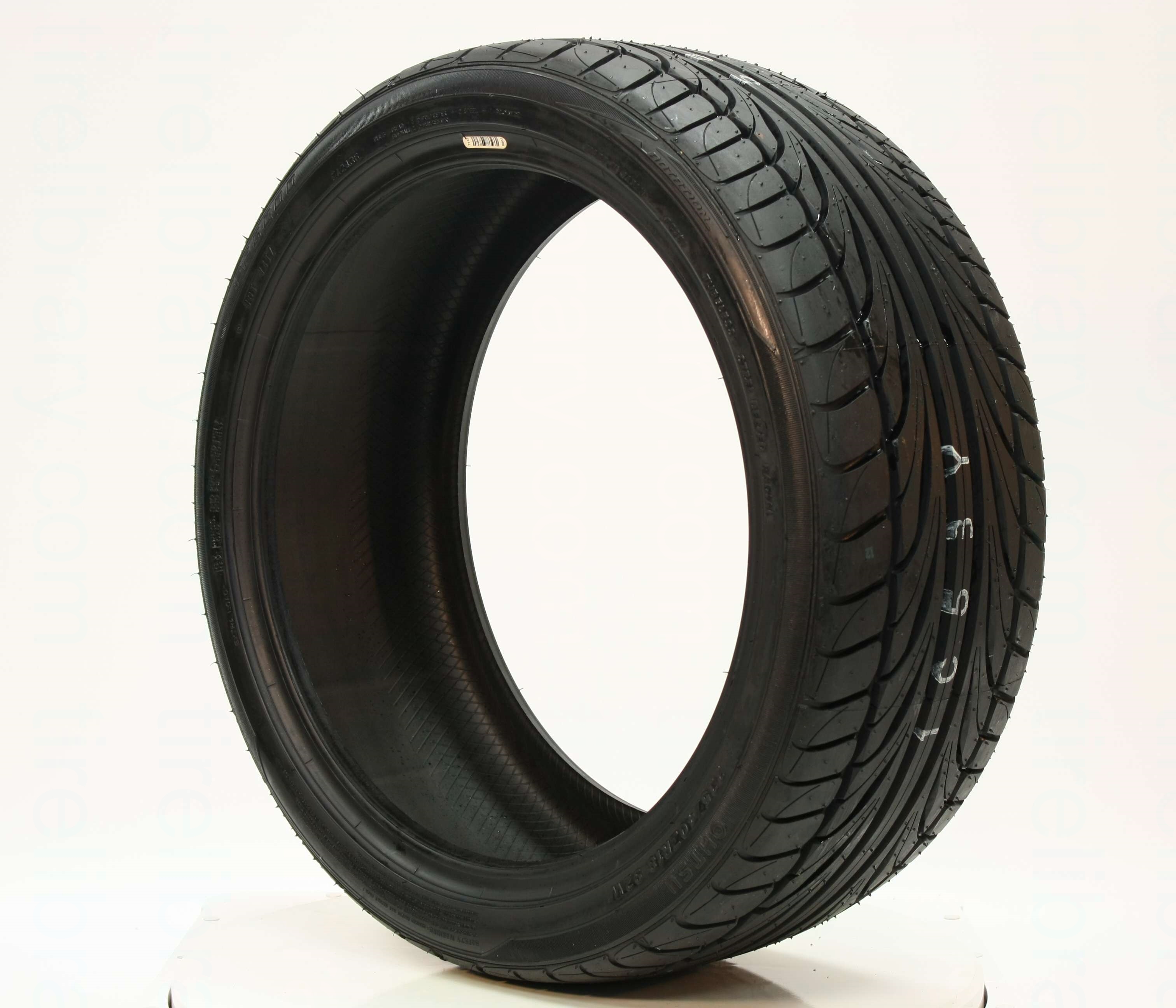275/35ZR20 XL FP8000 OHTSU Tire Library