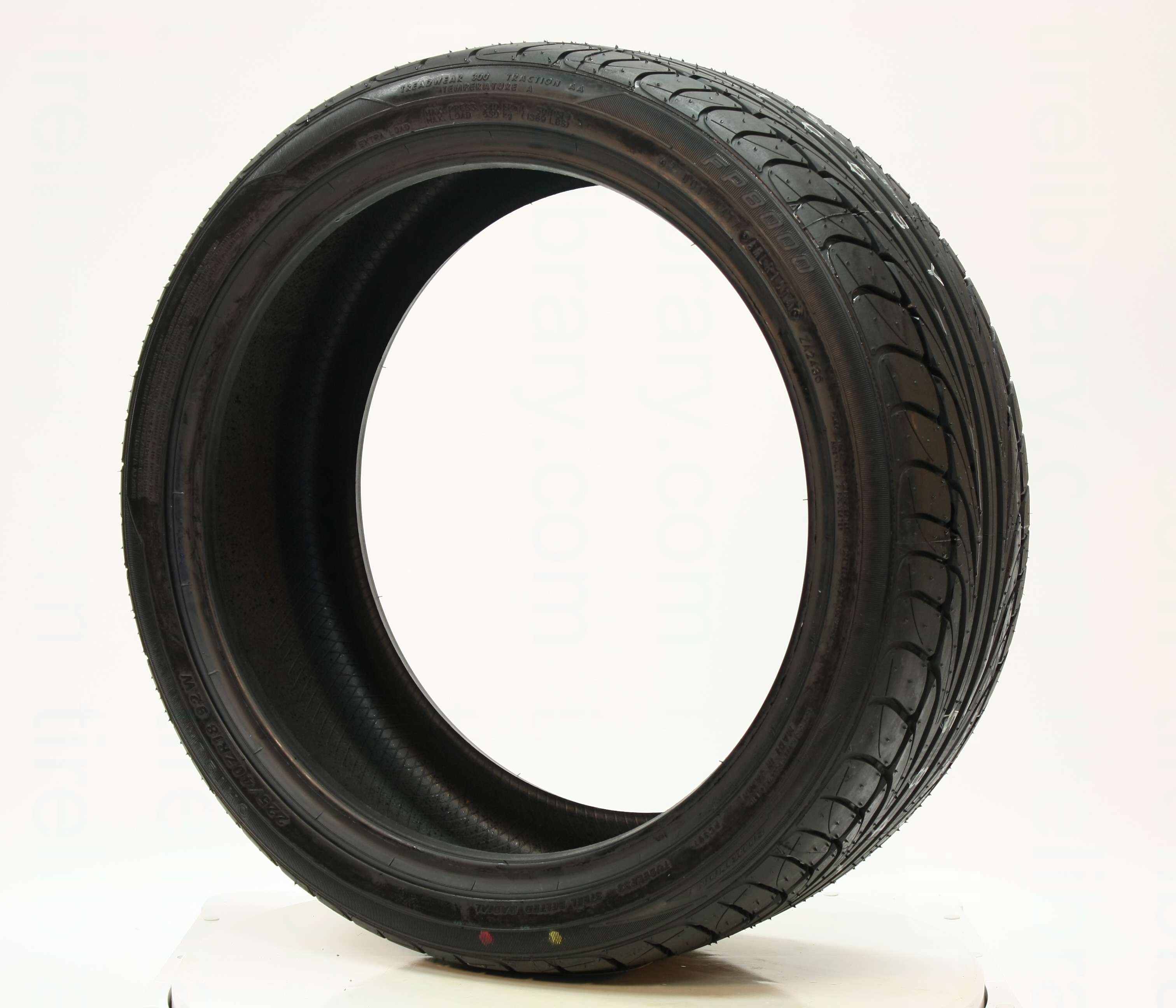 245/30ZR20 XL FP8000 OHTSU Tire Library