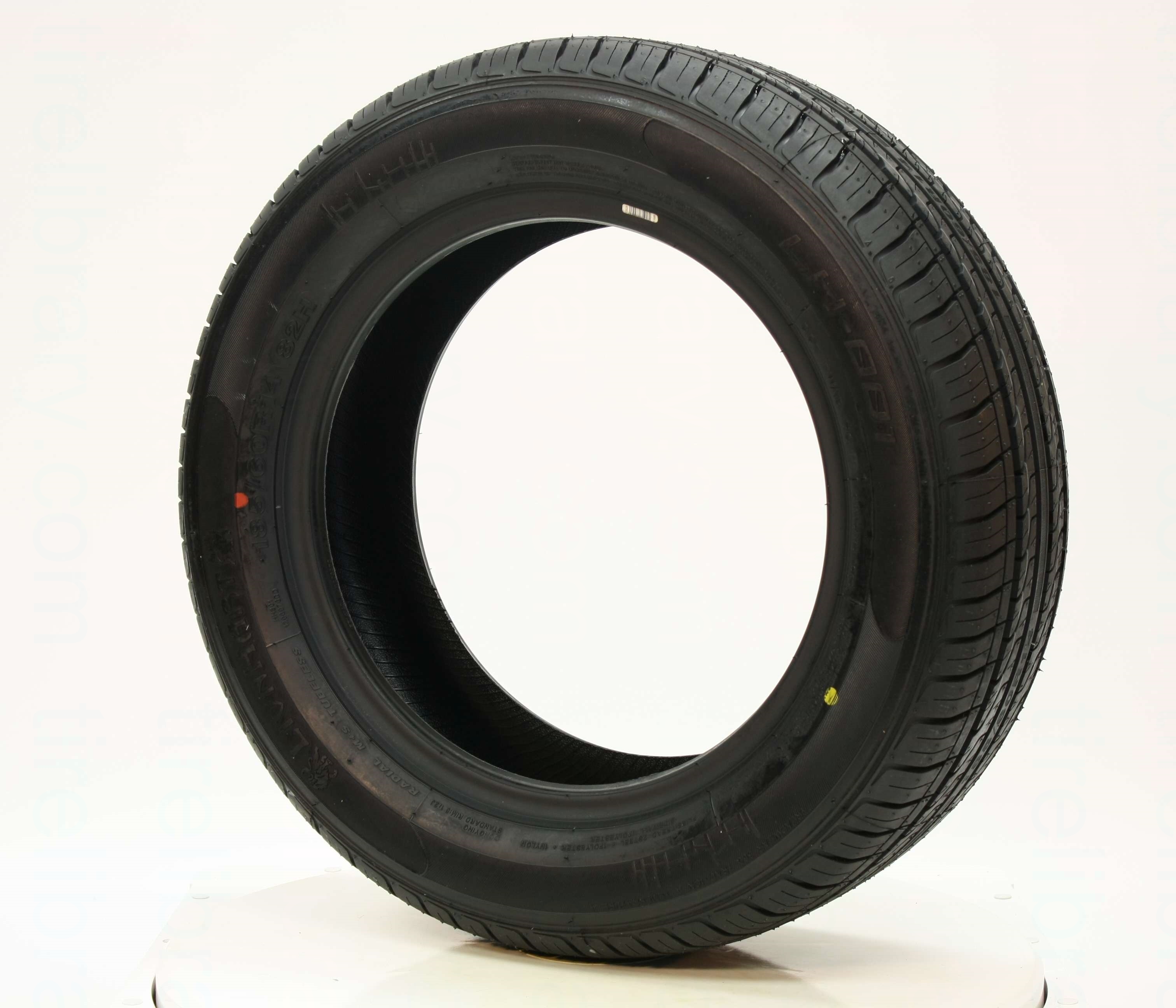 205/60R15 LH-001 - LIONHART - Tire Library