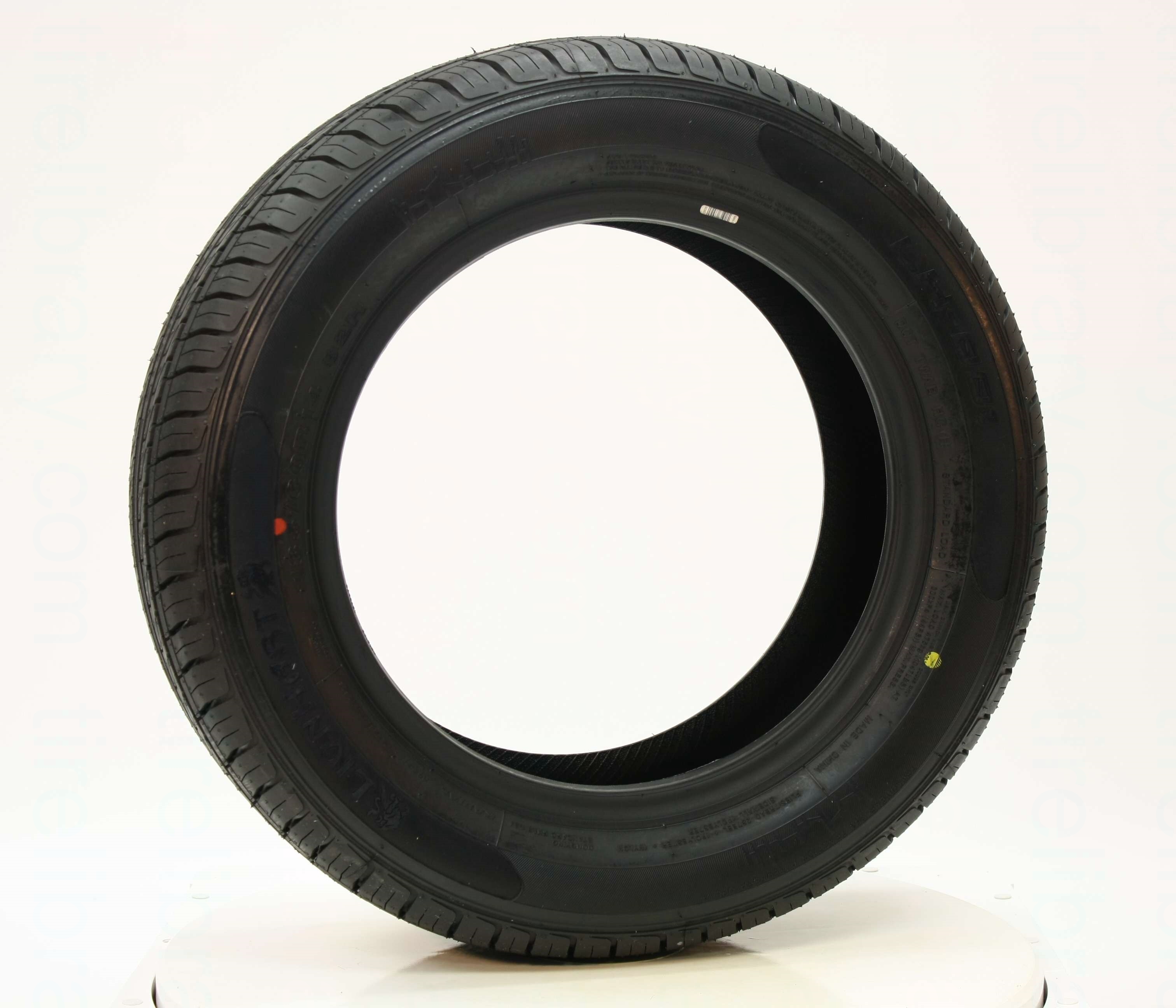 205/60R15 LH-001 - LIONHART - Tire Library