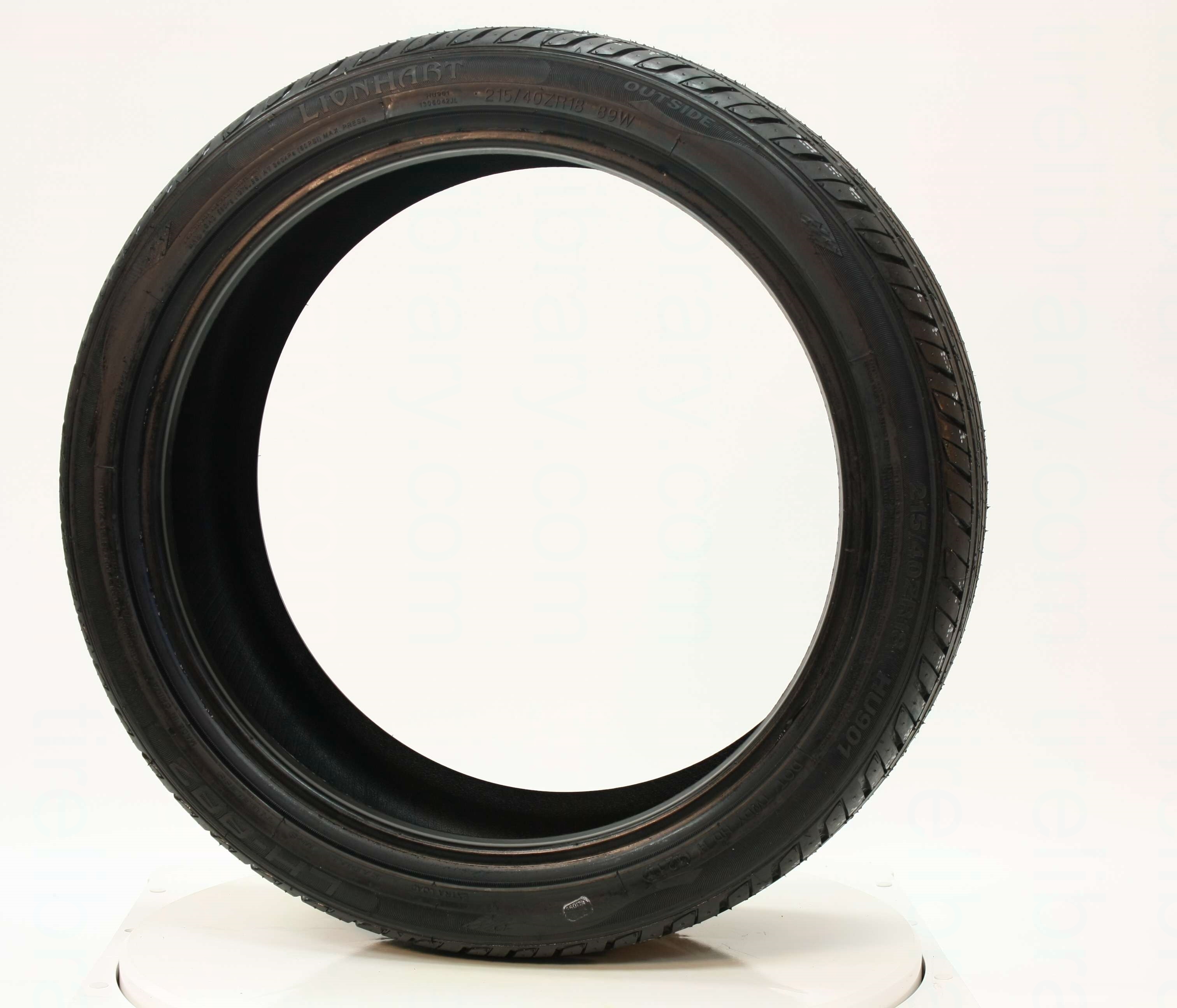 235/55ZR18 XL LH-002 - LIONHART - Tire Library