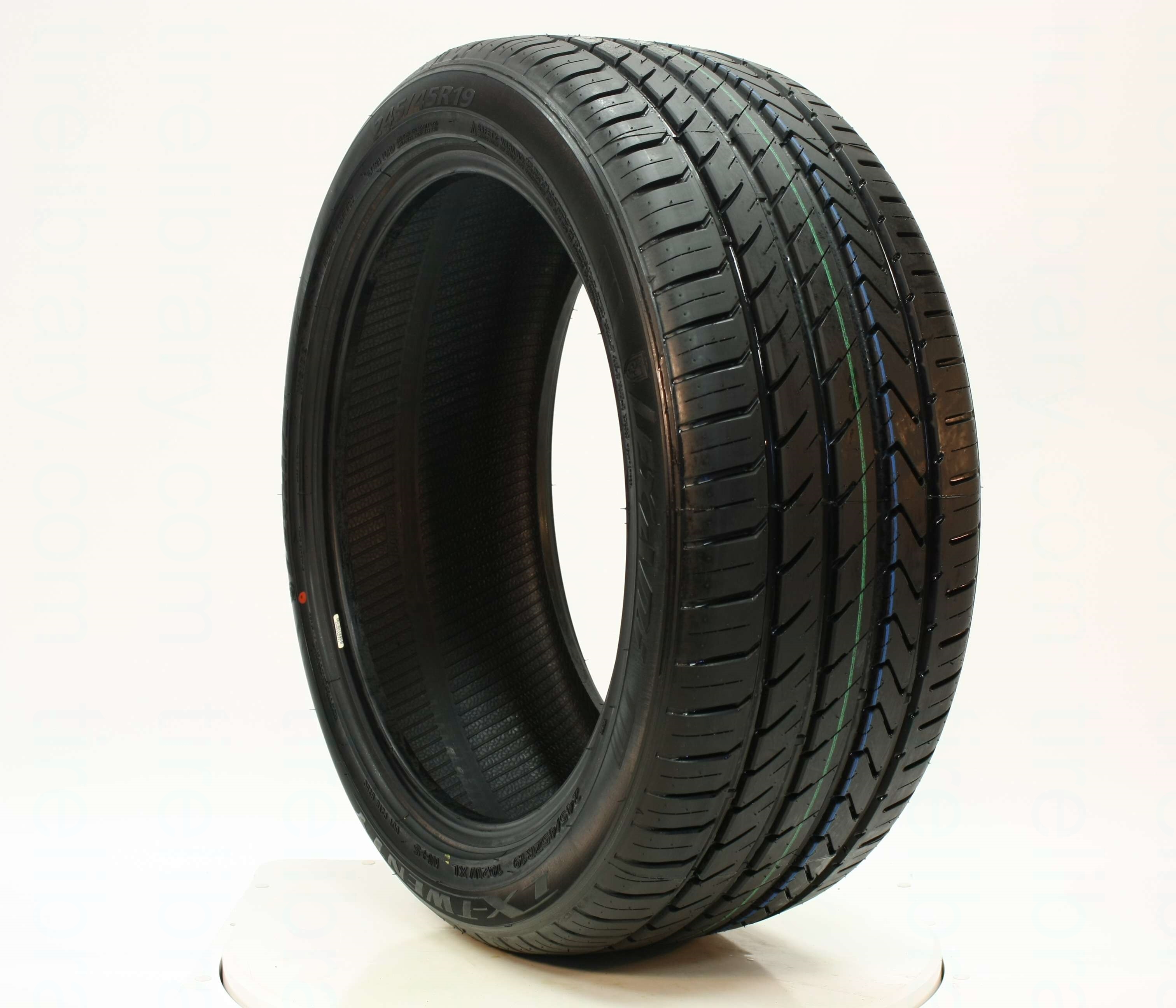 285/40R22 XL LXTWENTY LEXANI Tire Library