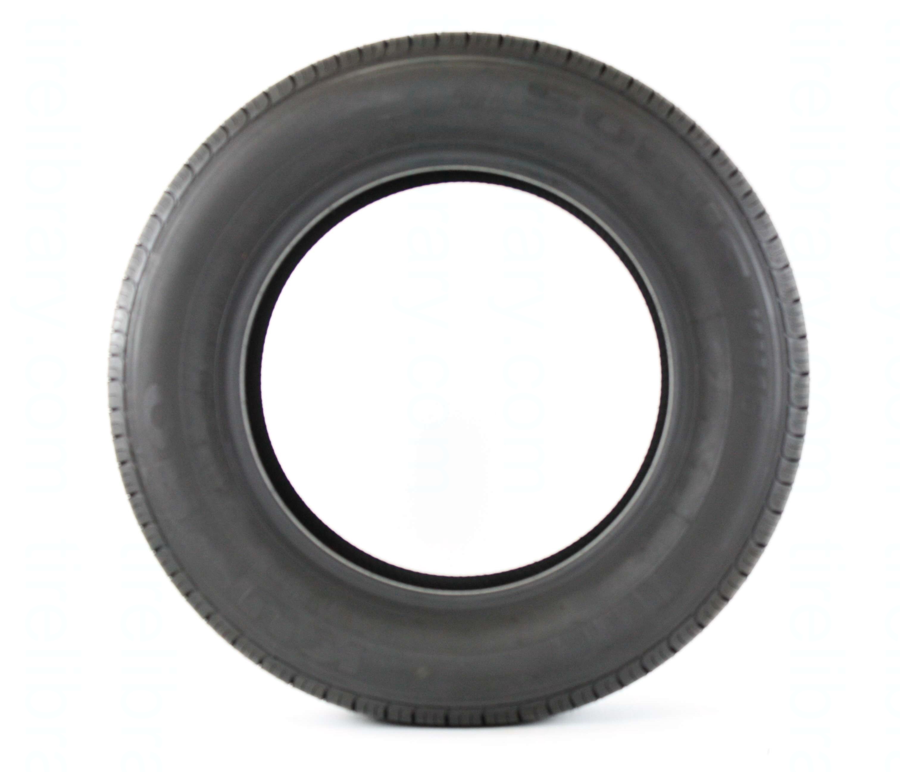 P215/60R16 SOLUS KH16 KUMHO Tire Library