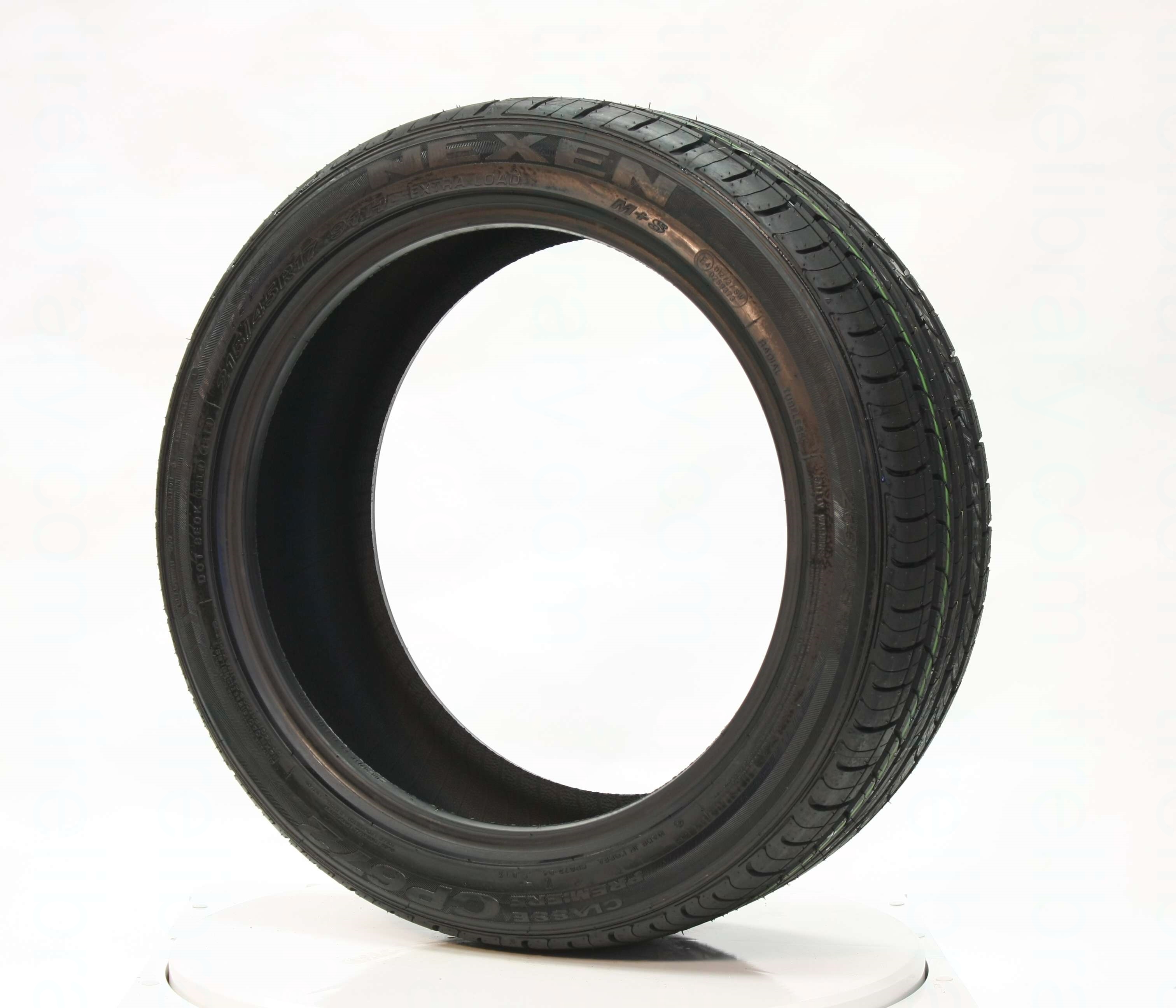 235/40R18 XL CP672 - NEXEN - Tire Library