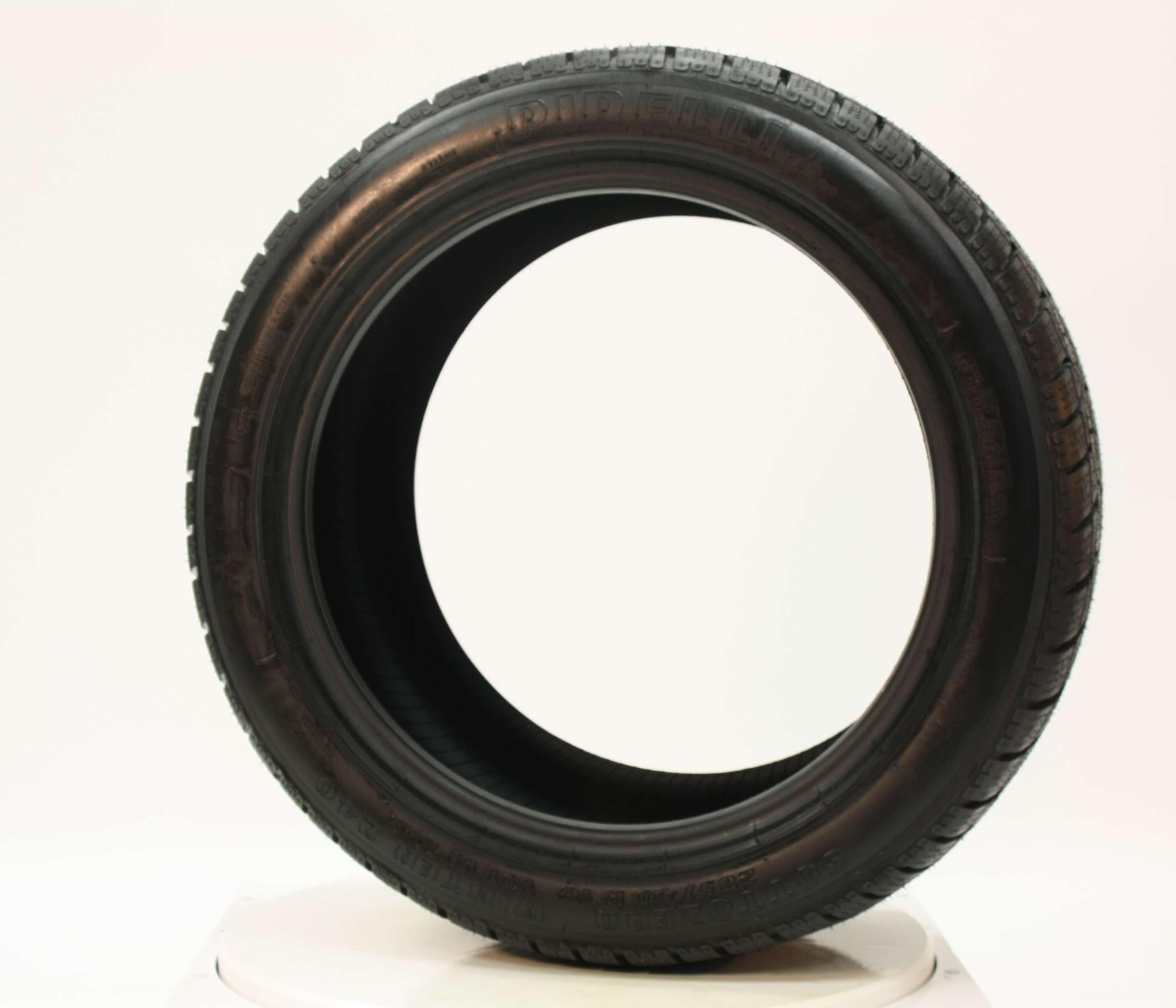 245/45R19 WINTER 240 SOTTOZERO - PIRELLI - Tire Library